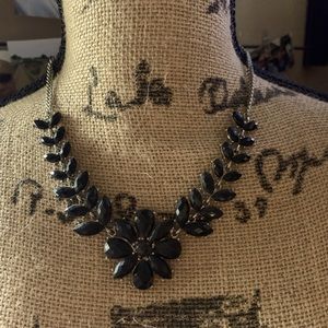 Silver and black adjustable flower necklace